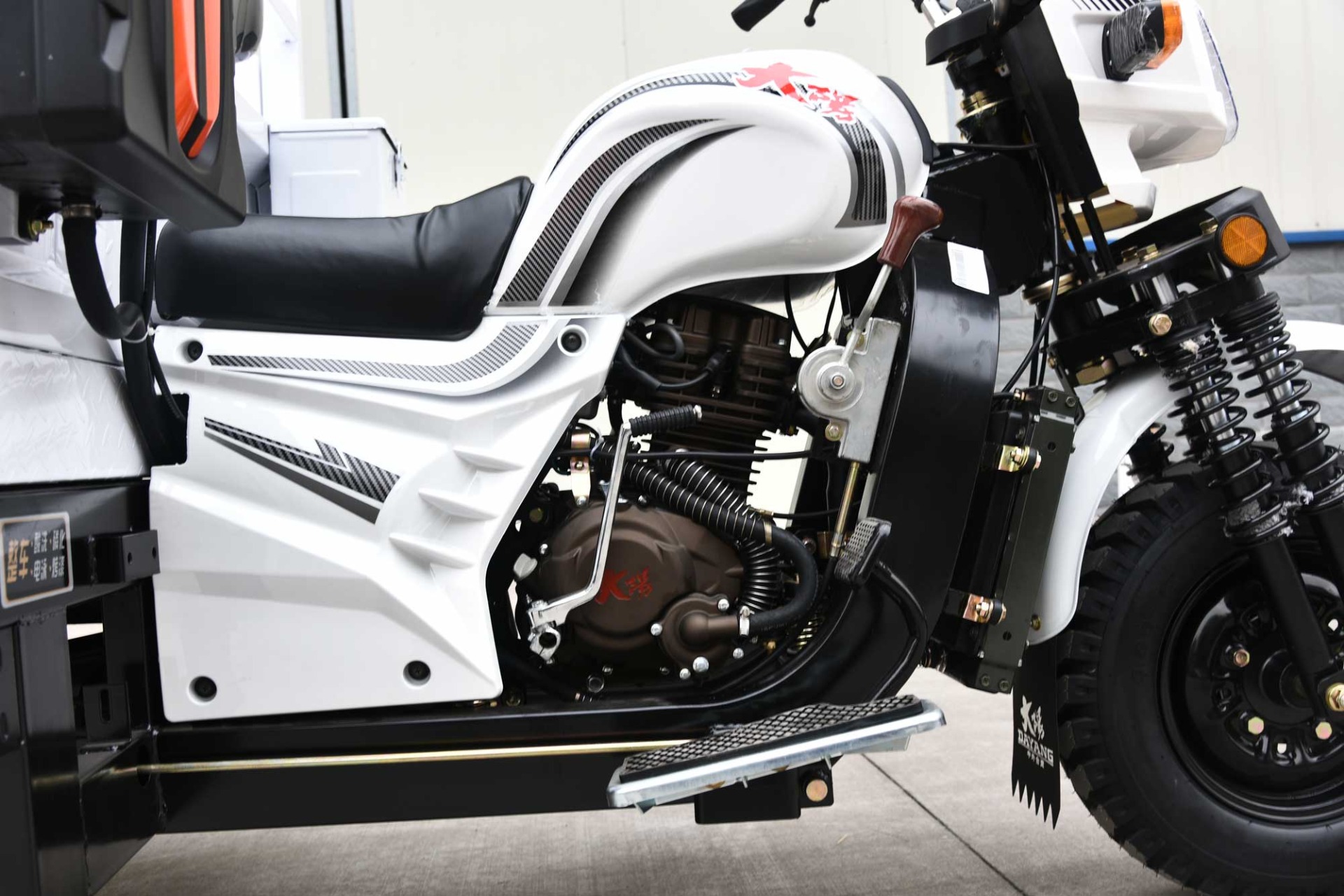 200cc/250cc/300cc Three Wheel Motorcycle Tyre 5.00-12 Steel for High Loading Capacity