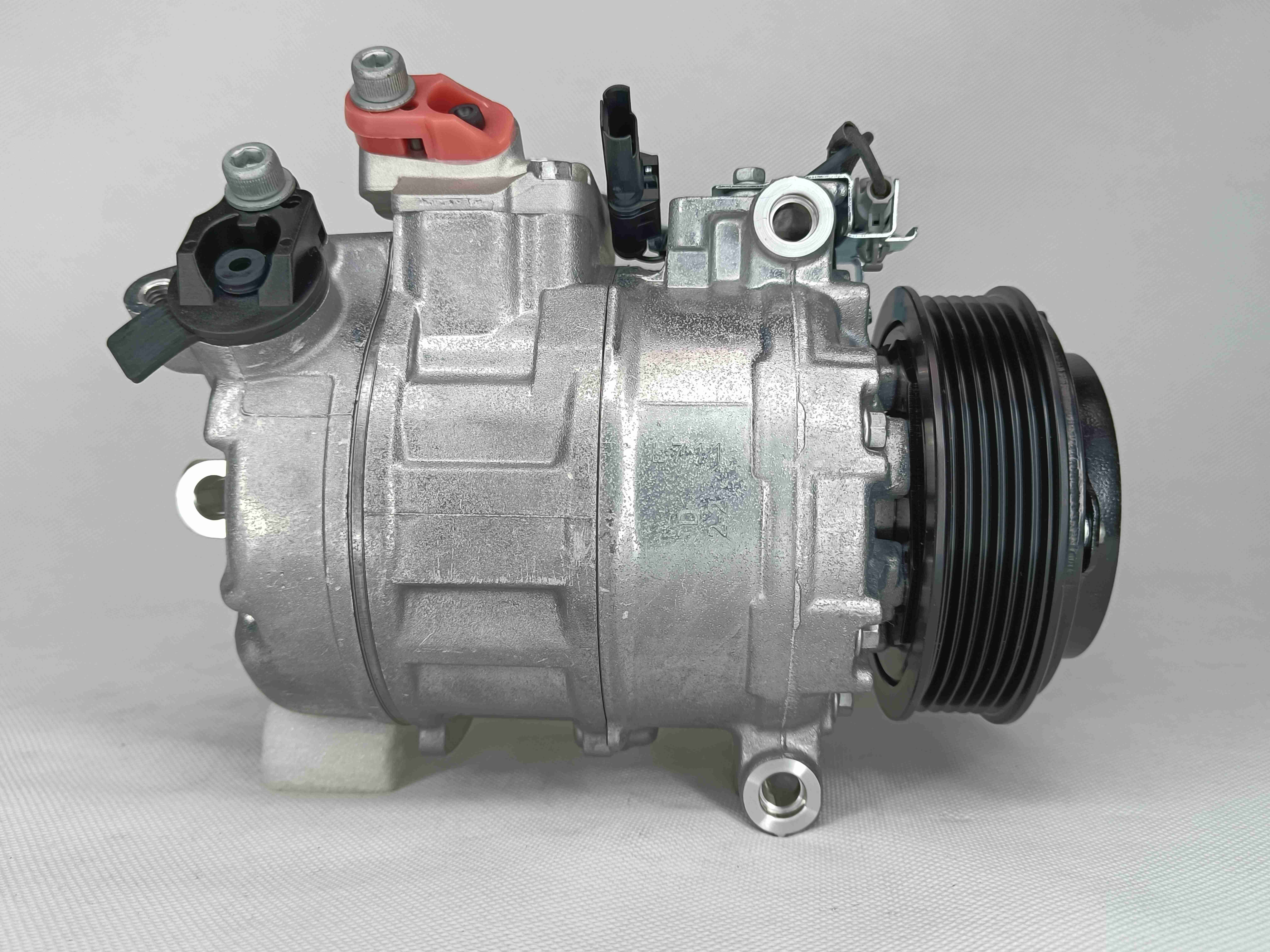 Auto Ac Conditioning Compressor For BMW325 F02 64509180549 Compressor assembly