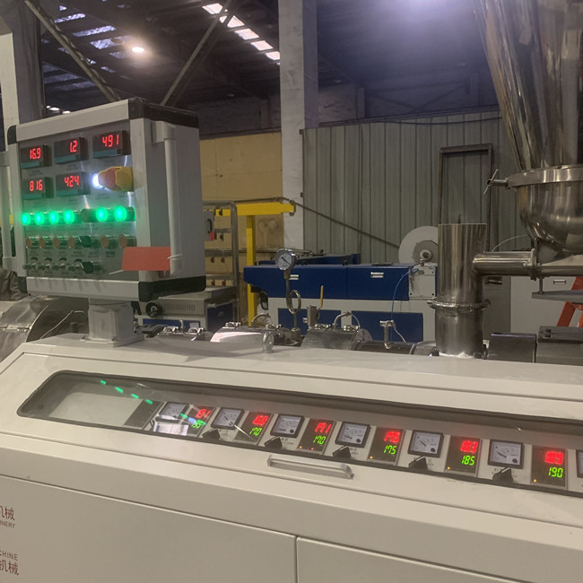 Conical Screw Waste Plastic Hot Cutting PVC Pelletizing Line