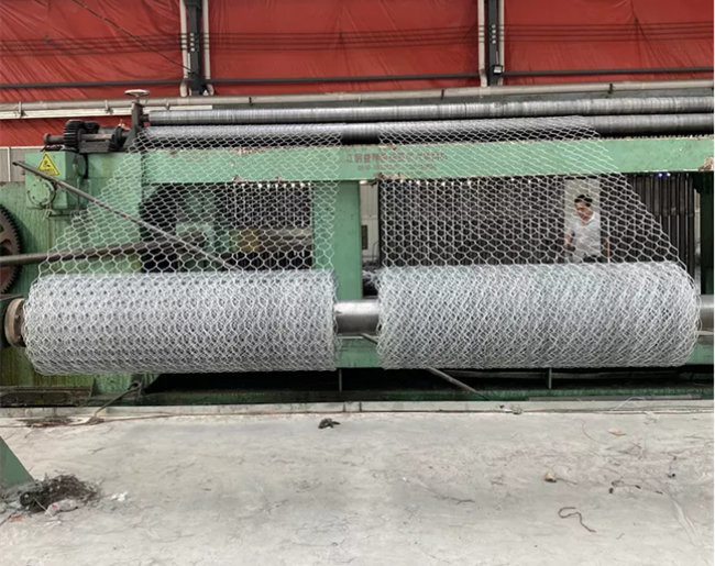 0.5m High Woven Galvanized Gabion Box Pvc Coated Dam Reinforcement