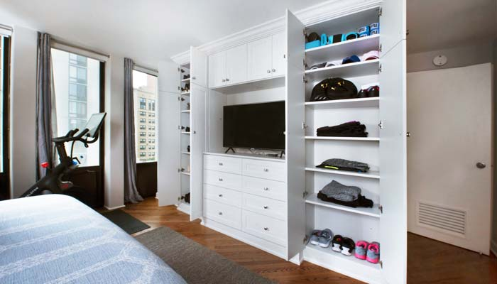 European Style Wooden Wardrobes Practical Custom Walk-in Wardrobe Closet for Your Home