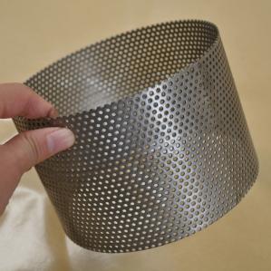 Quality Customize Stainless Steel 304 Perforated Metal Tube Cylinder For Oil Field Pipeline Filter wholesale