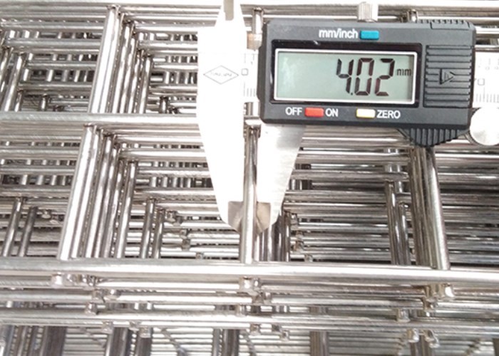 3cm X 3cm Square Hole Stainless Steel Welded Wire Mesh 1m X 30m