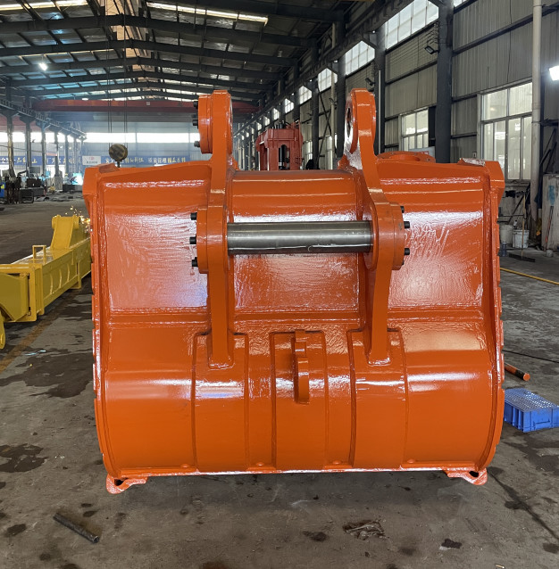 Heavy Duty Excavator Stone Bucket , Mini Digger Buckets For Volvo