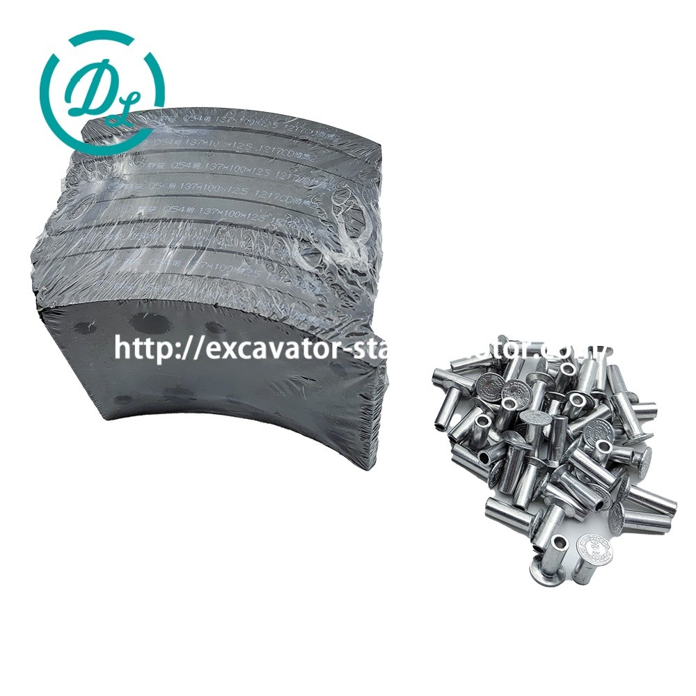 Brake Lining Dongfeng Truck Spare Parts Q54 Front 137mm*100mm*12.5mm