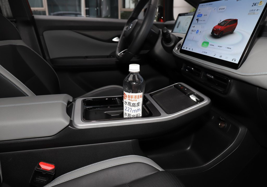 Adult cheap high speed electric super car electric vehicle car HYCAN Z03 2022 Z Tide Edition 620km ev charger car