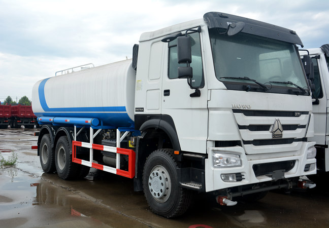 water truck 9.JPG