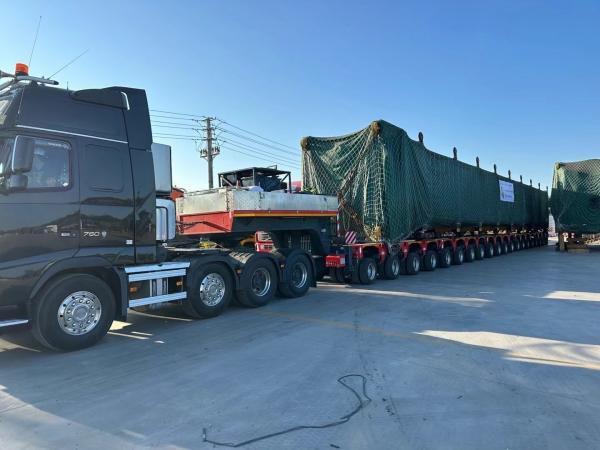 Customized Axle Number Heavy Duty Hydraulic Lowbed Trailer for Oversized Load