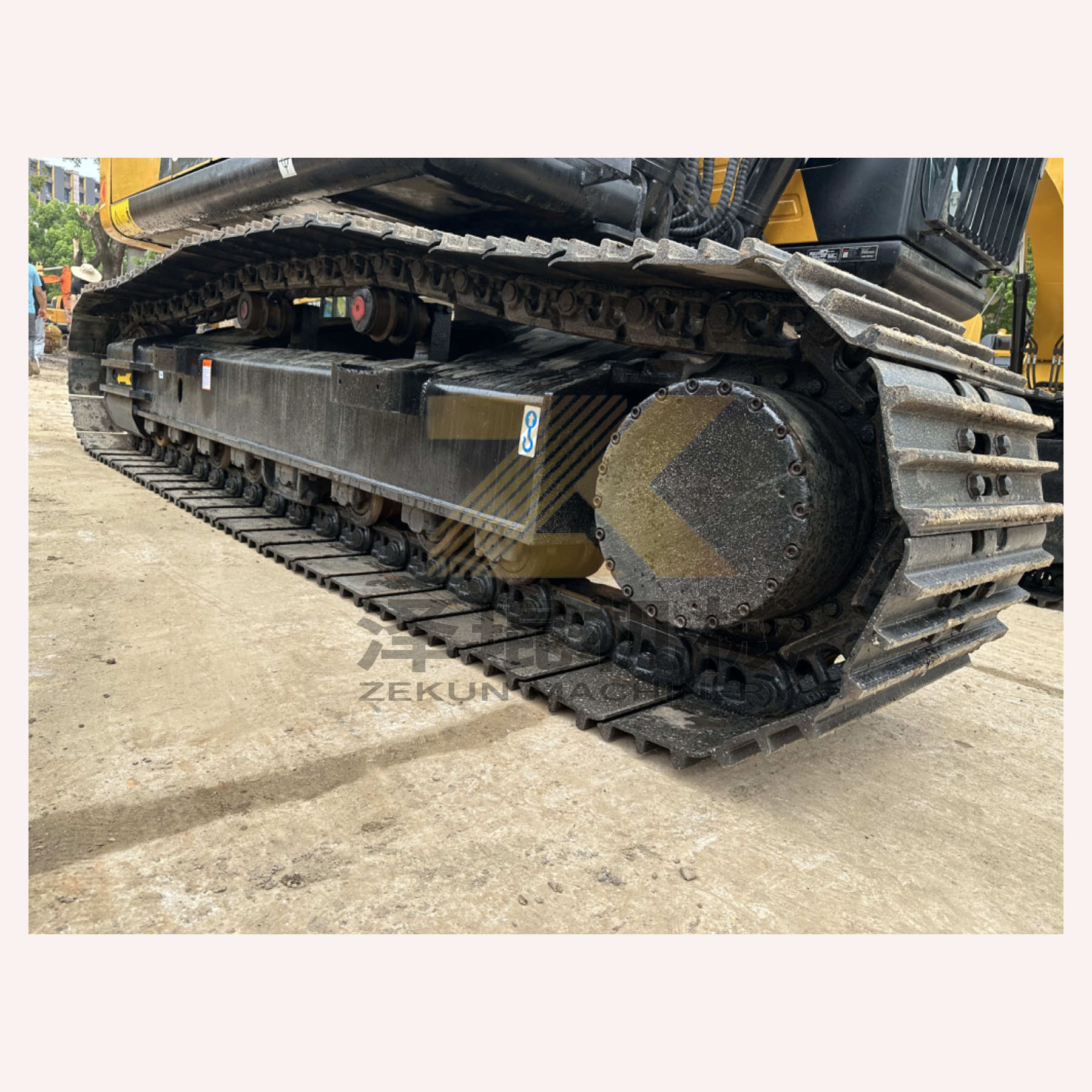 Used Sany SY215C Pro Digger 1.2m³ Bucket around 2000 Hours