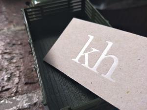 Quality 2018 Fashion Design Luxury Clear Foil Stamped Business Card With Grey Recycled Paper wholesale