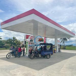 Quality Prefab Steel Structure Gas Station Outdoor Waterproof Customized Signage Petrol Station Canopy wholesale