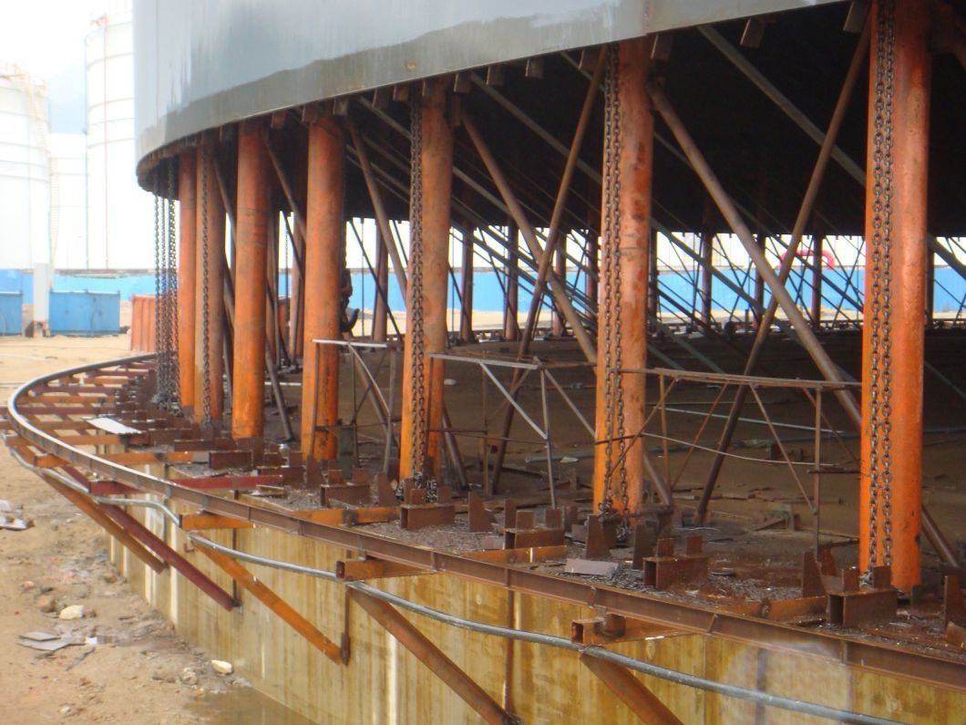 Electric Hoist to Lifting Light Oil Tank