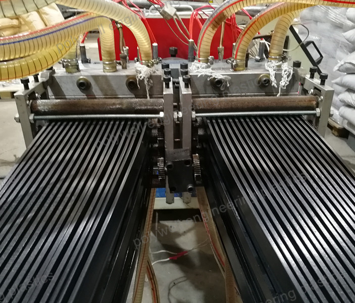 Special Mould for PA66 Heat Insulation Strip and Plastic Thermal Barriel Strip Production Plant