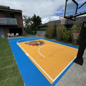 Quality Interlocking Pp Volleyball Pickleball Sports Court Floor Tiles Basketball Court Tiles Outdoor wholesale