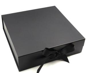 Quality PMS Mildewproof Garment Gift Boxes Large Black Cardboard Magnetic Closure FSC wholesale