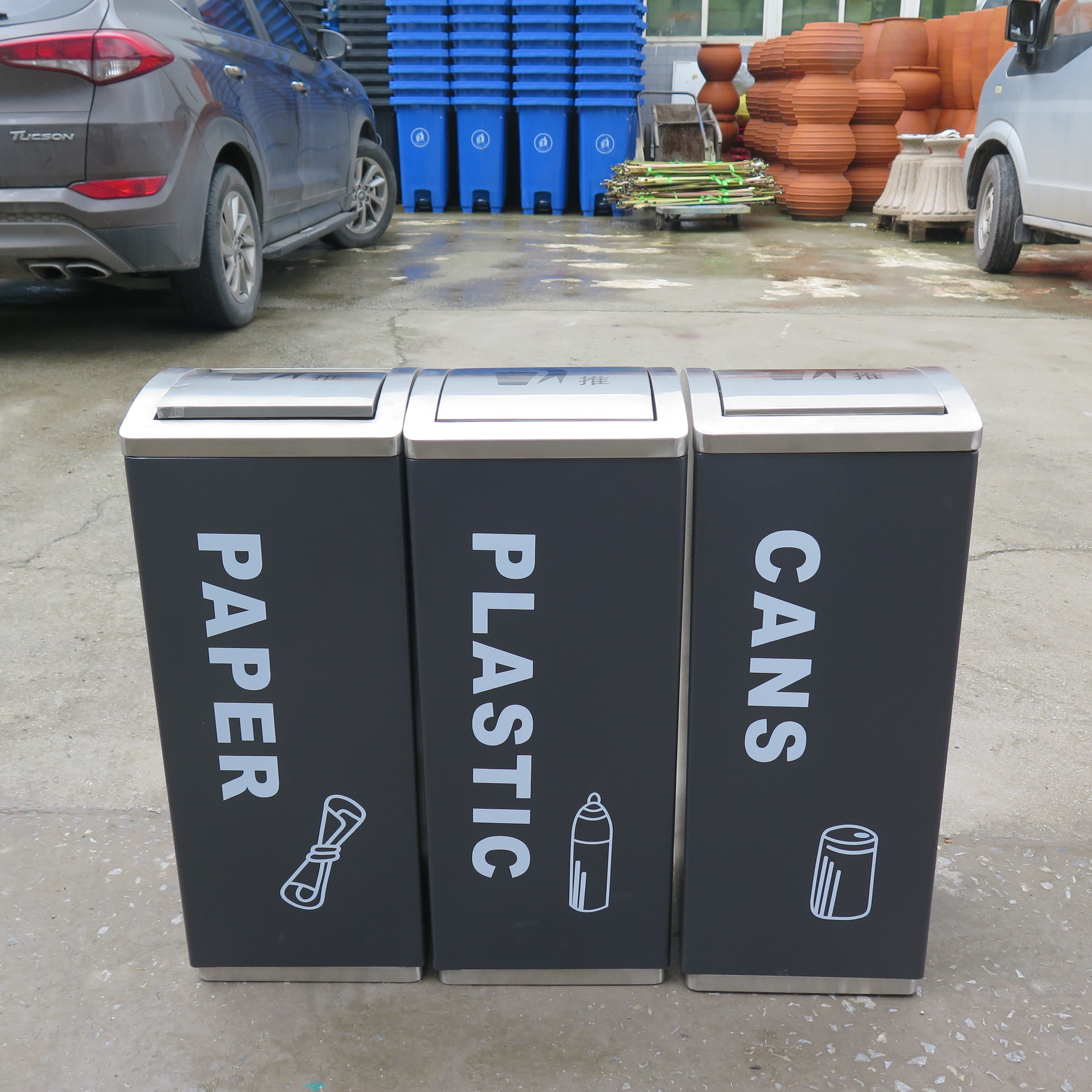 New! Playground Welcomed Metal Industrial Trash Bin Recycle Bin 3 Compartments Outdoor Furniture Garbage Compactor Bin
