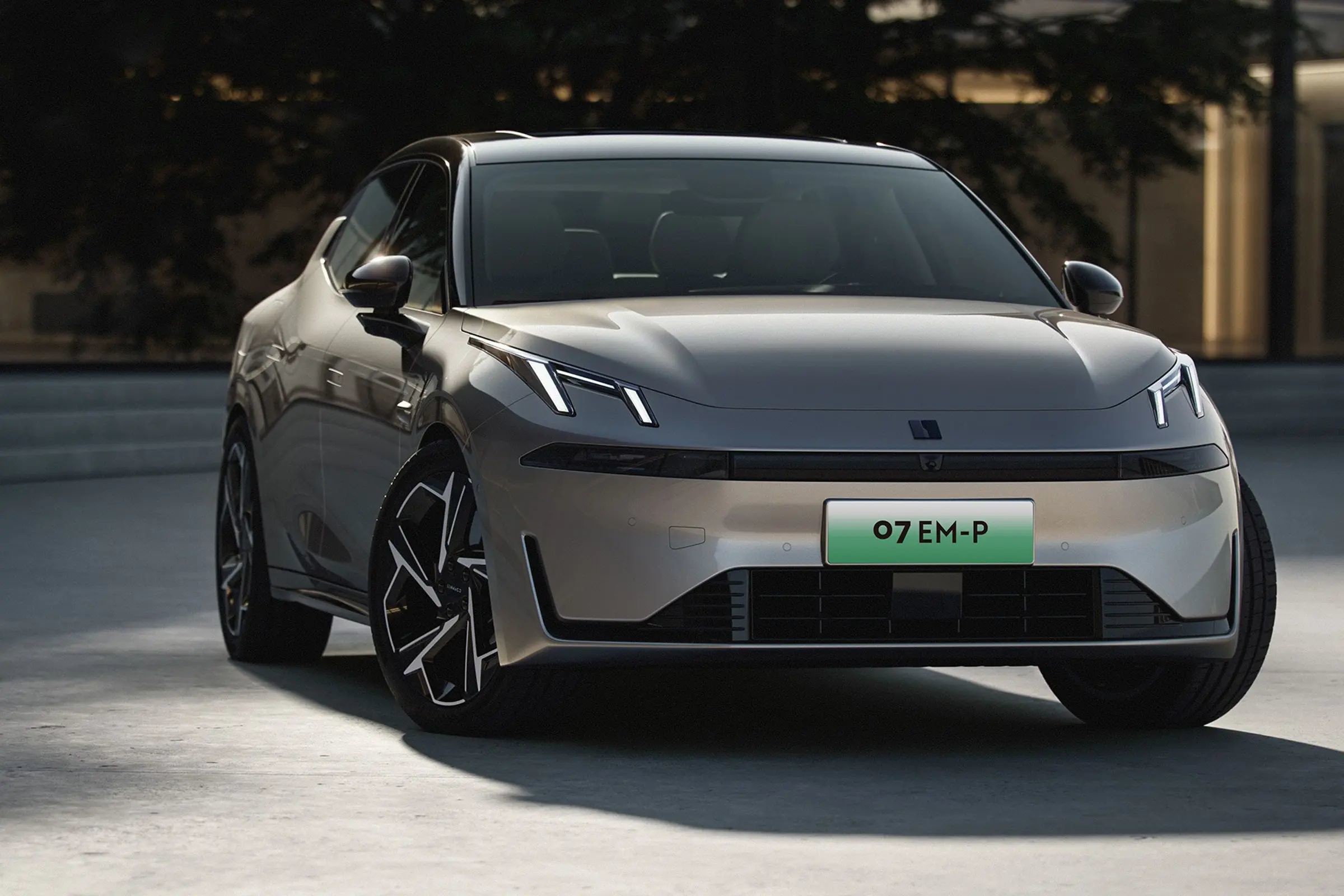 Mid Size 126km Lynk & Co Electric Car Long Battery Life Lynk Co 07 2024 Model Em-P