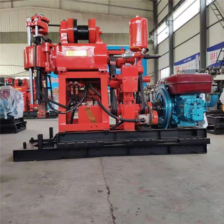 Crawler Mounted Soil Test Core Drilling Machine 200 Meters With Hydraulic Tower