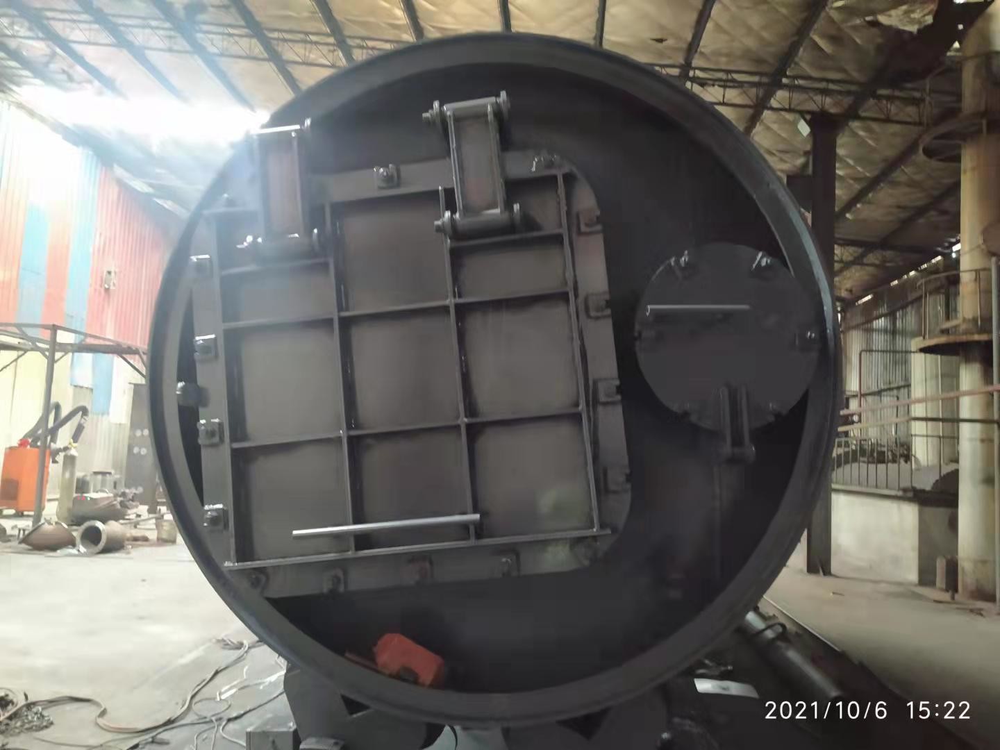 Enviromental Protection Waste Tyre Pyrolysis Machine With Different Designs