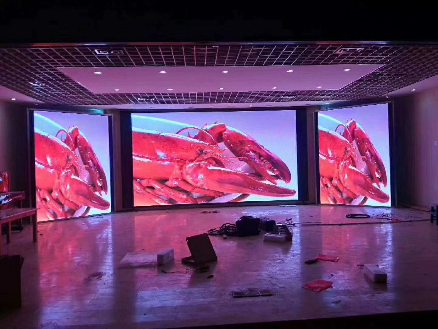 Longda Outdoor Rental Led Display MBI5124 IC 256 RGB Die Casting Aluminum