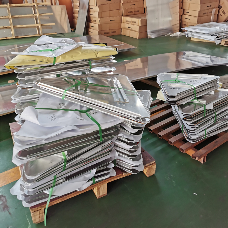 Road Safety Standard Sign Board with Customized Aluminium Material in Standard Sizes
