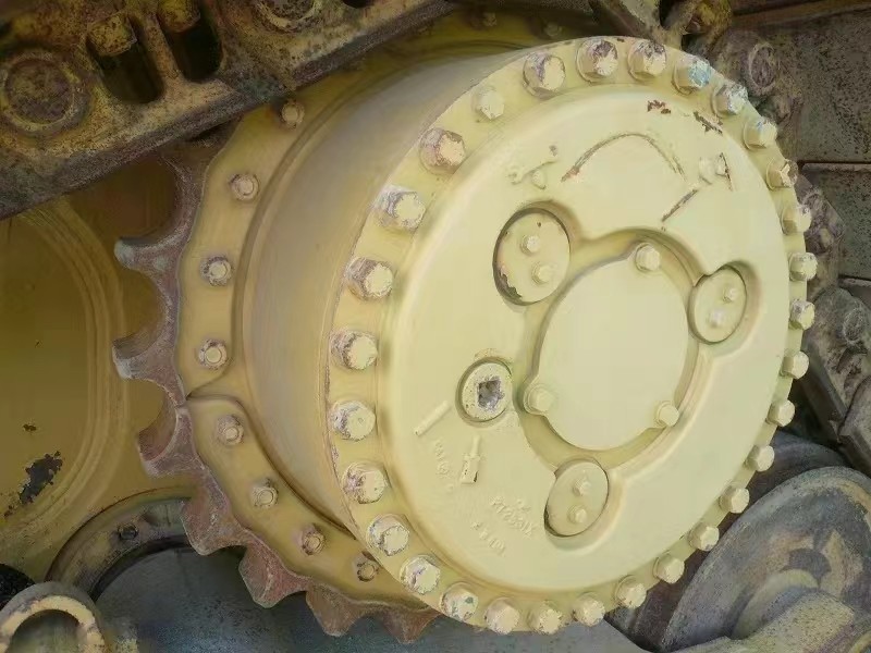Used Carter D9R Bulldozer Is Imported From Japan With Original Equipment