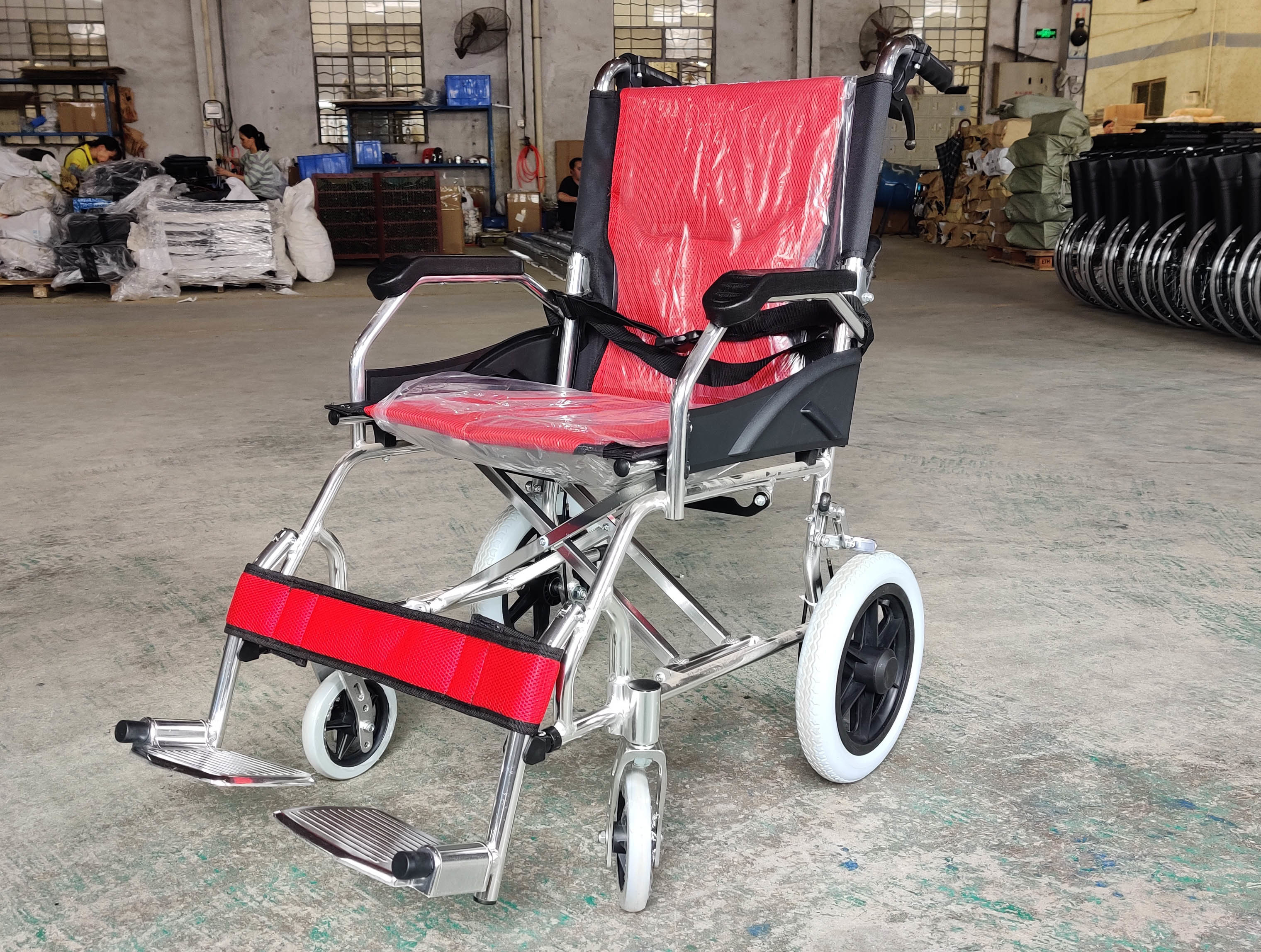 Compact Lightweight Aluminum Manual Wheelchair With Solid Rear Wheel