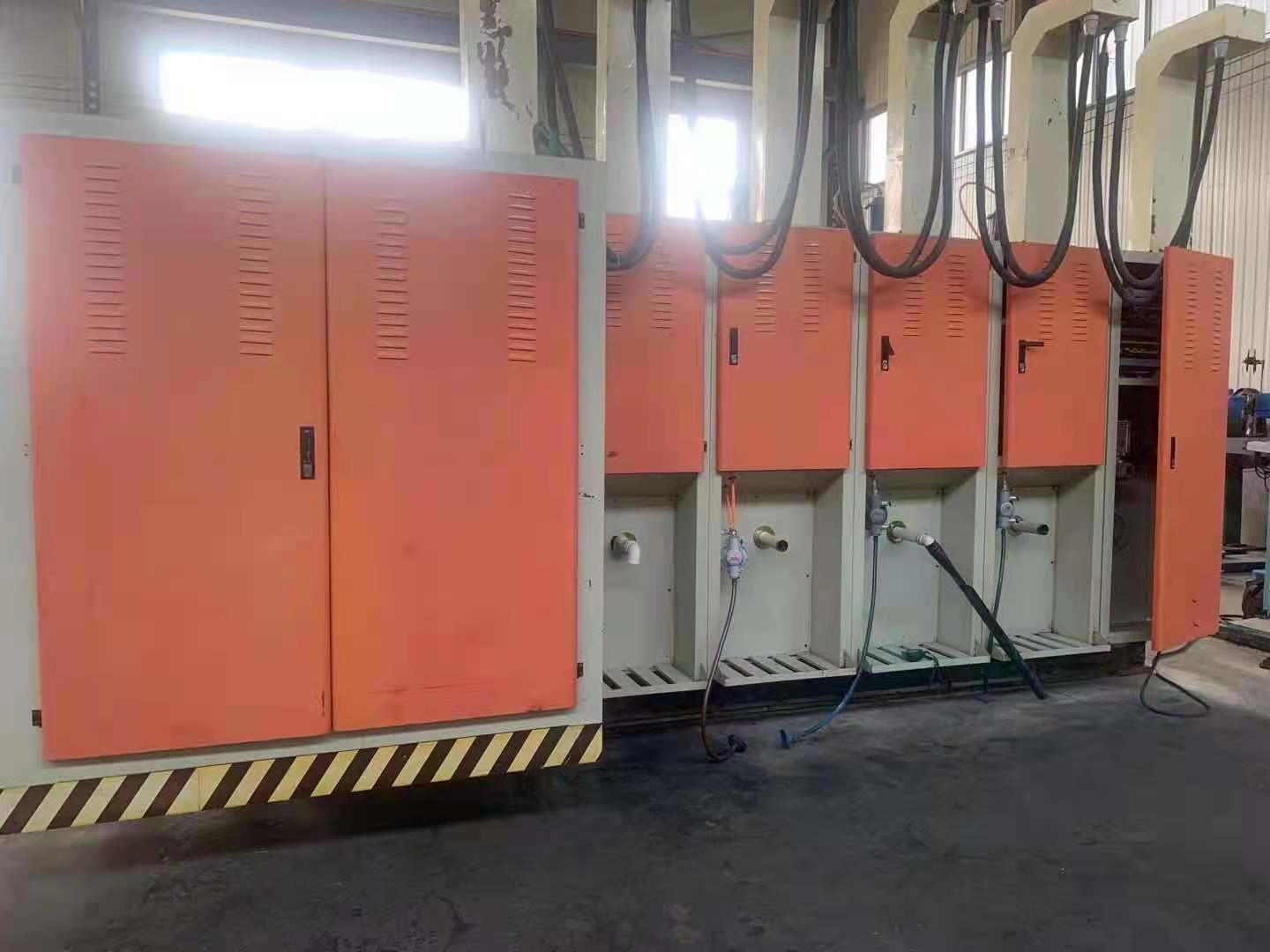 Ink Drying Oiling Full Adsorption 300pcs/Min Flexo Printing Slotting Die Cutting Machine