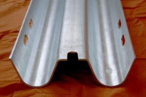 Quality Hot Dip Galvanized Performance Guardrails Of S/Q355-420 Steel En1317 wholesale