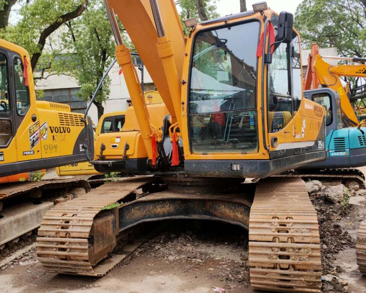 21Ton Used Hyundai 215 Crawler Excavator with Hydraulic Valve