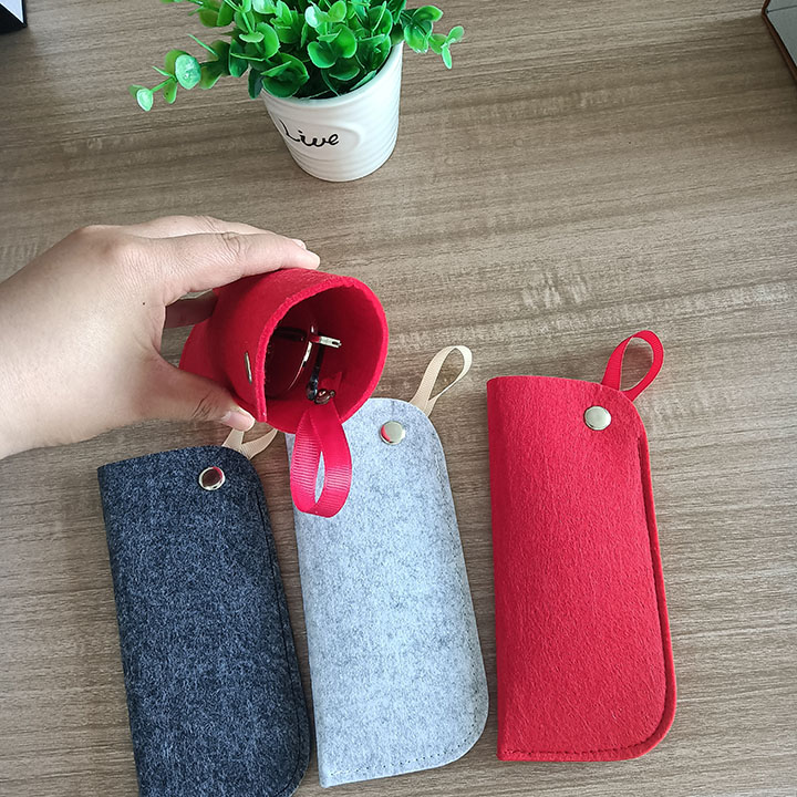 Small Irregular Shape Felt Glasses Pouch Good Protective Properties