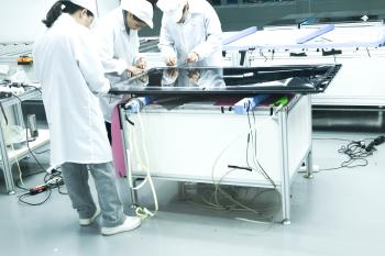 Shenzhen Qunmao Display Technology Co., Ltd.