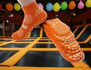 Quality Fashionable Non Slip Grip Socks Sky Zone Jumping Socks 97% Polyester 3% Spandex Material Quick Dry wholesale