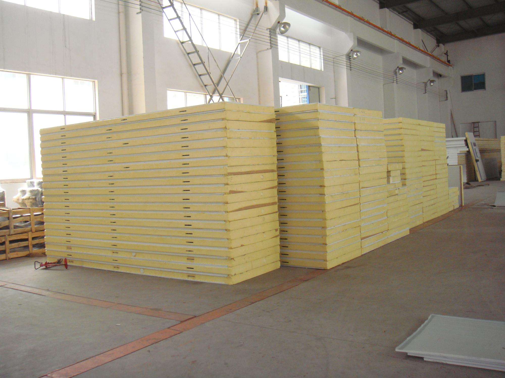 220V/380V Refrigerator Cold Room , Cold Room For Vegetables ISO Certificated