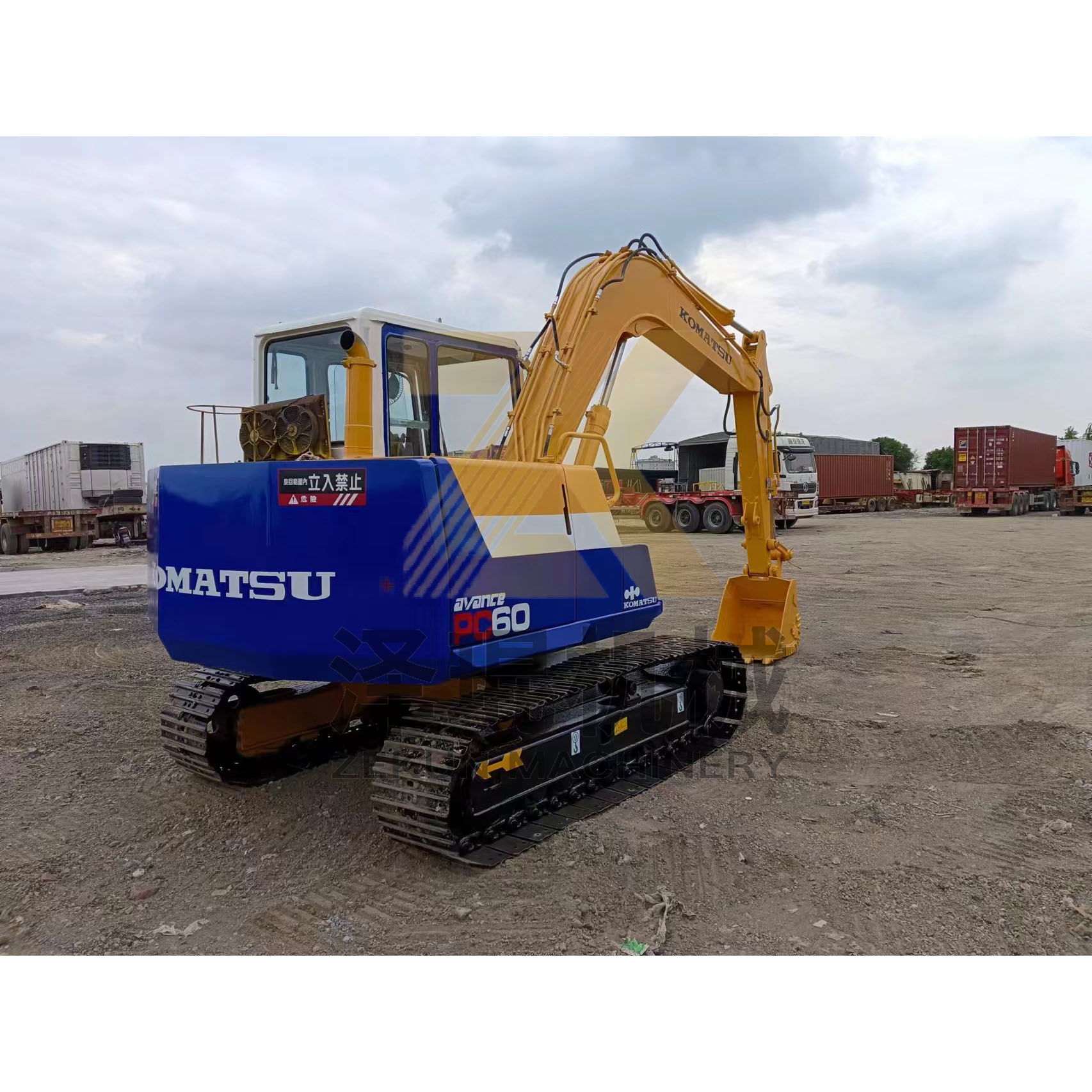 Used Komatsu PC60-7 Mini Excavator 6T Operating Weight 0.32m3 Bucket
