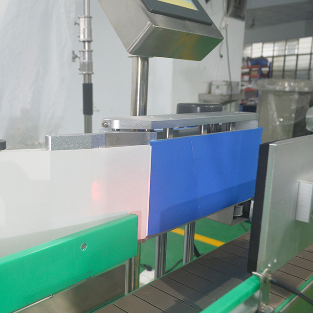 Full Automatic Capper Labeler Sunflower Oil Filling Machine with After-Sales Service