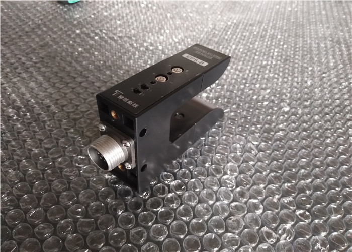 Edge Sensor Web Guide Controller 5mm Detector Range For Industry Machine For Face Mask Machine