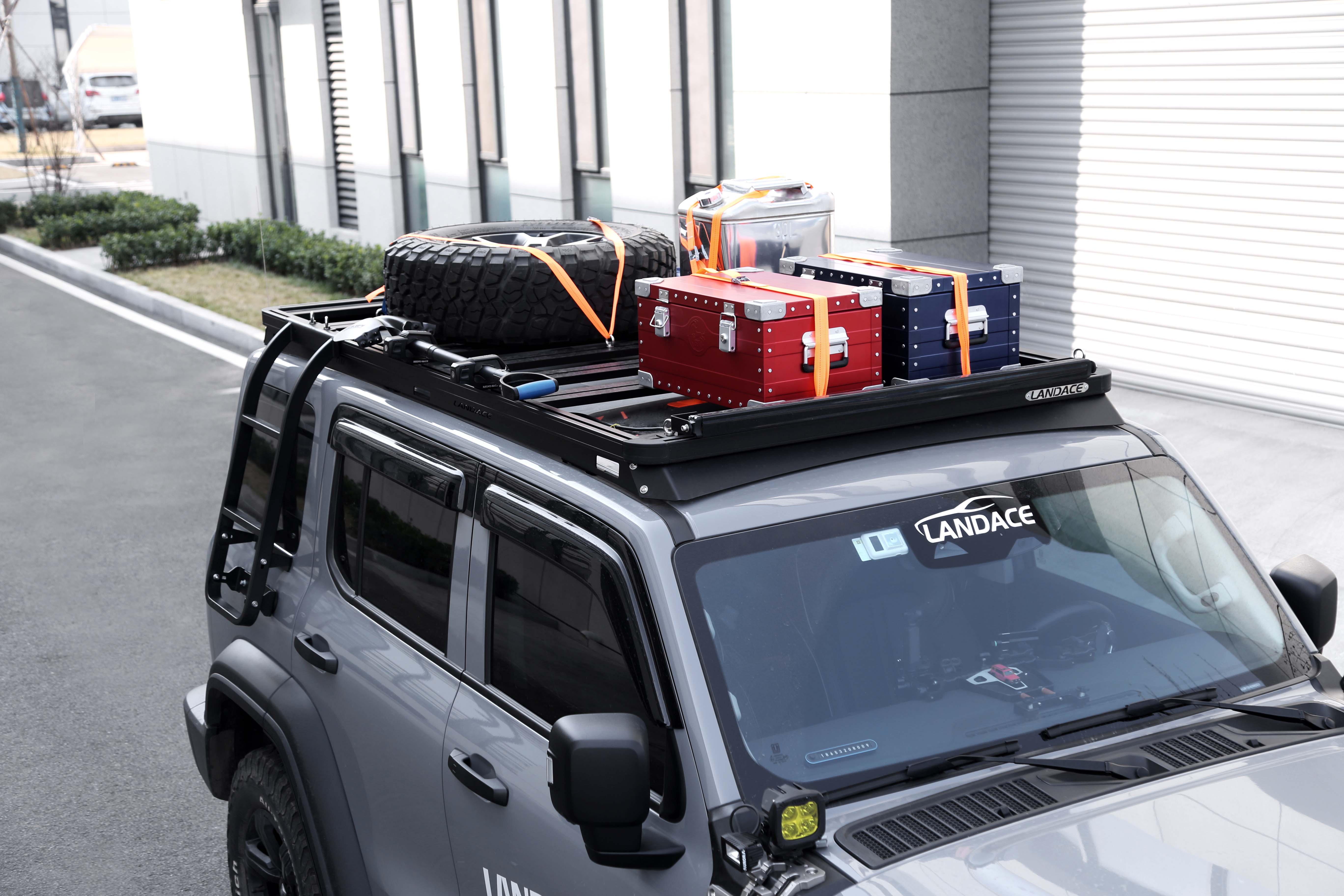 18 Years Manufacture Storage Rack for Tank GWM 4x4 Roof Rack Universal Accessories