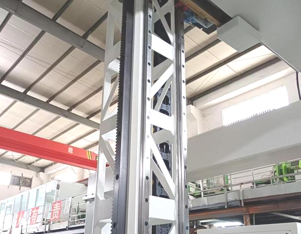3.7kW Woodworking Gantry Loading And Unloading Machine For Solid Wood MDF