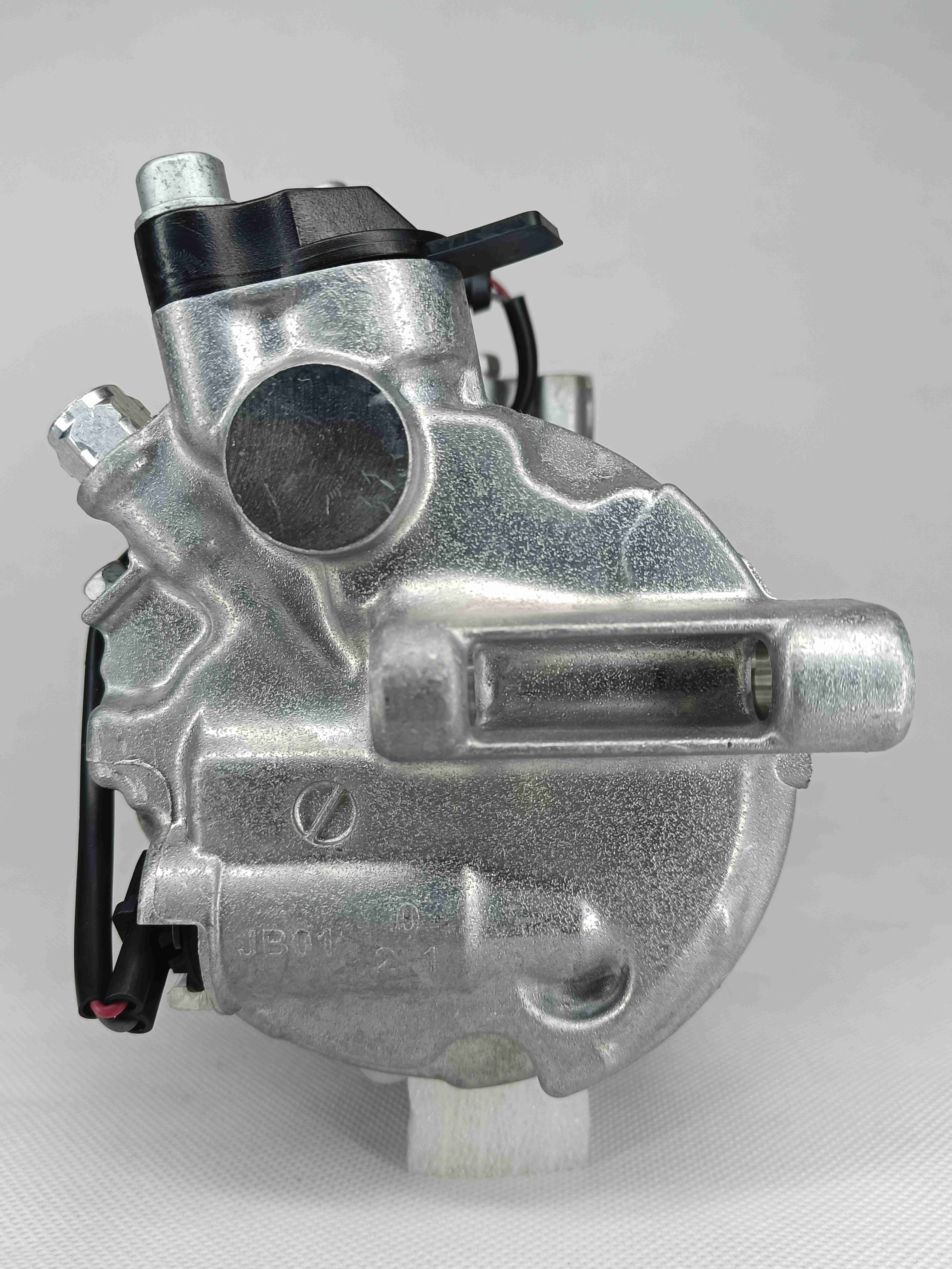 95B260805B Vehicle AC Compressor For Porsche Macan 95B V6 TURBO GTS 3.6L 3.0L