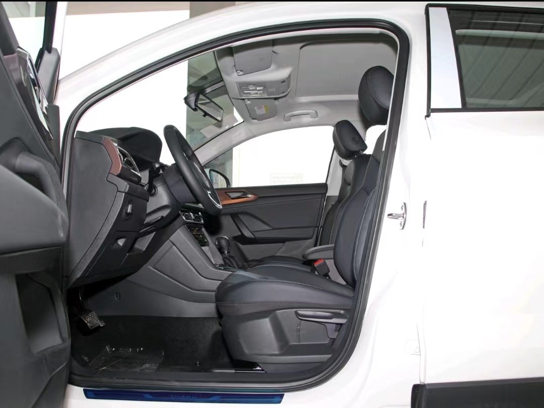 VW Tharu 2022 330TSI 4wd Luxury Edition Compact SUV 95 # Gasoline New