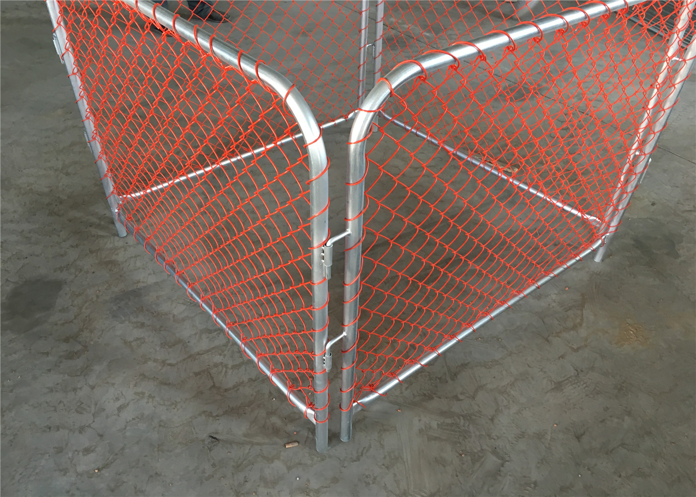 Chain wire mesh Rubbish Cage Containment for Auckland New Zealand Temporary Rubbish Fence