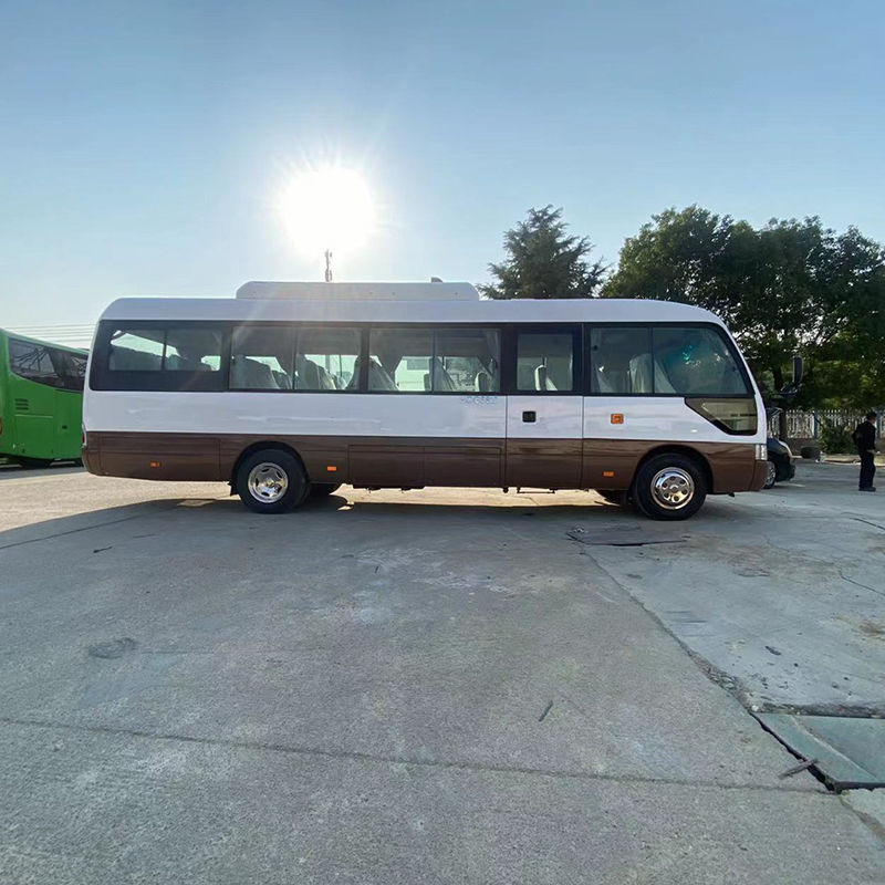 Max Speed 100km/h 30 Seaters Diesel Bus Coaster Bus with Advanced Technology