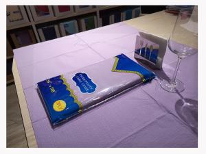 Quality Unscented Non-Toxic Environmentally Paper Table Cloth Disposable And Absorb Water Well wholesale