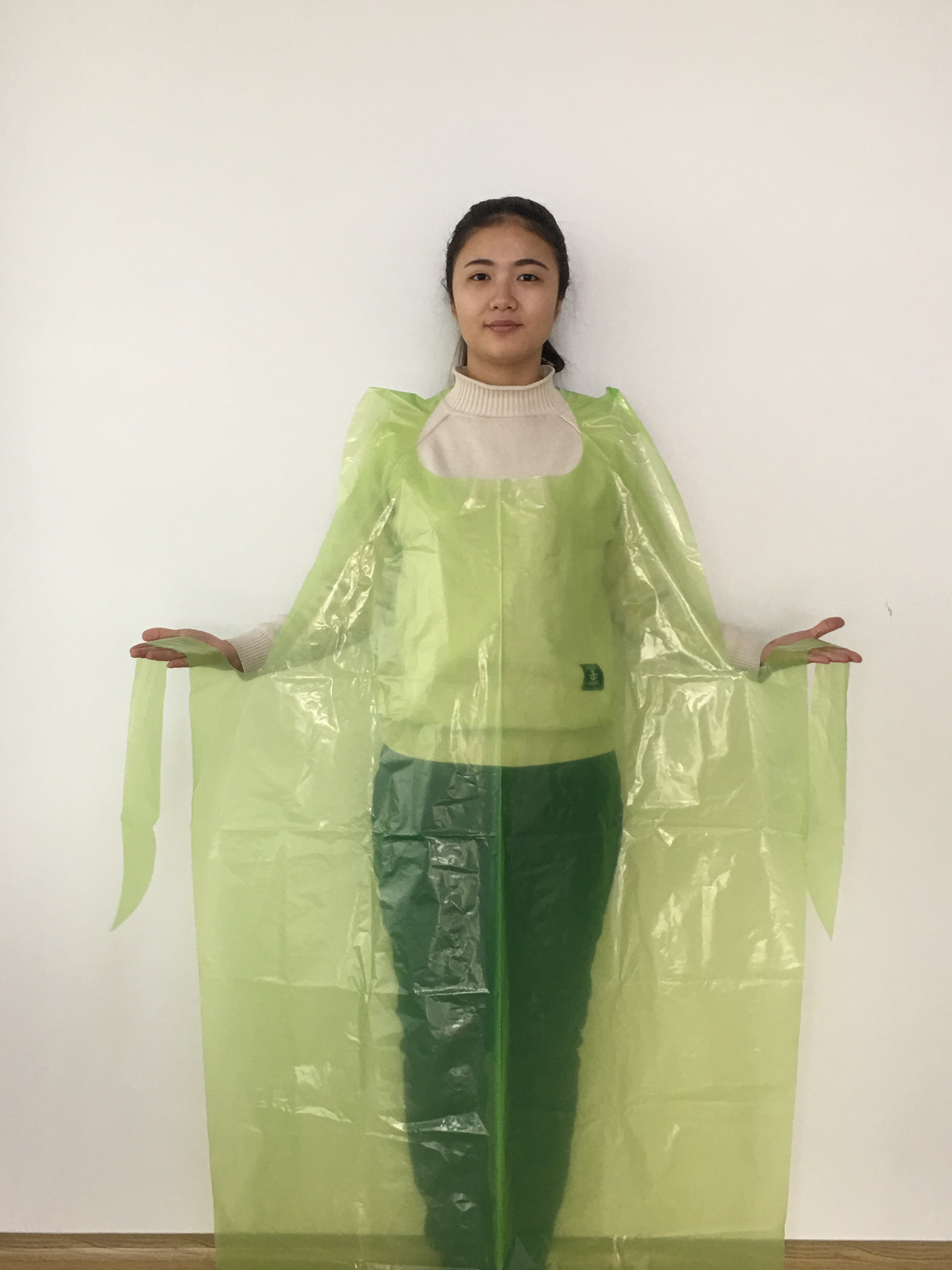 Clear HDPE LDPE Disposable Protective Apron Pacakge On Roll Fluid Prevention
