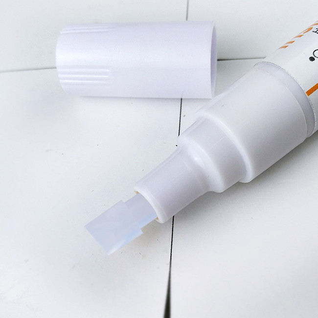 New Clothing Emergency Clothes Cleaning Pen Stain Remover Coffee Oil Stain And Blood Stain Wash-Free Portable
