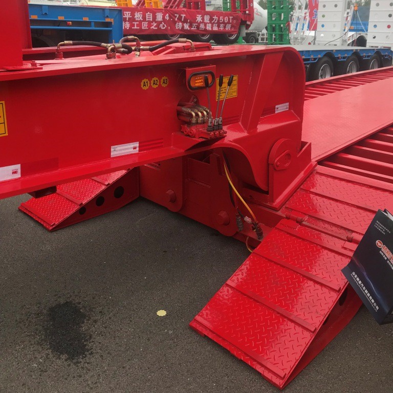 Extra Low Drop Deck Trailer Manufacture Liangshan Juyuan Special Vehicle Manufacturing Co