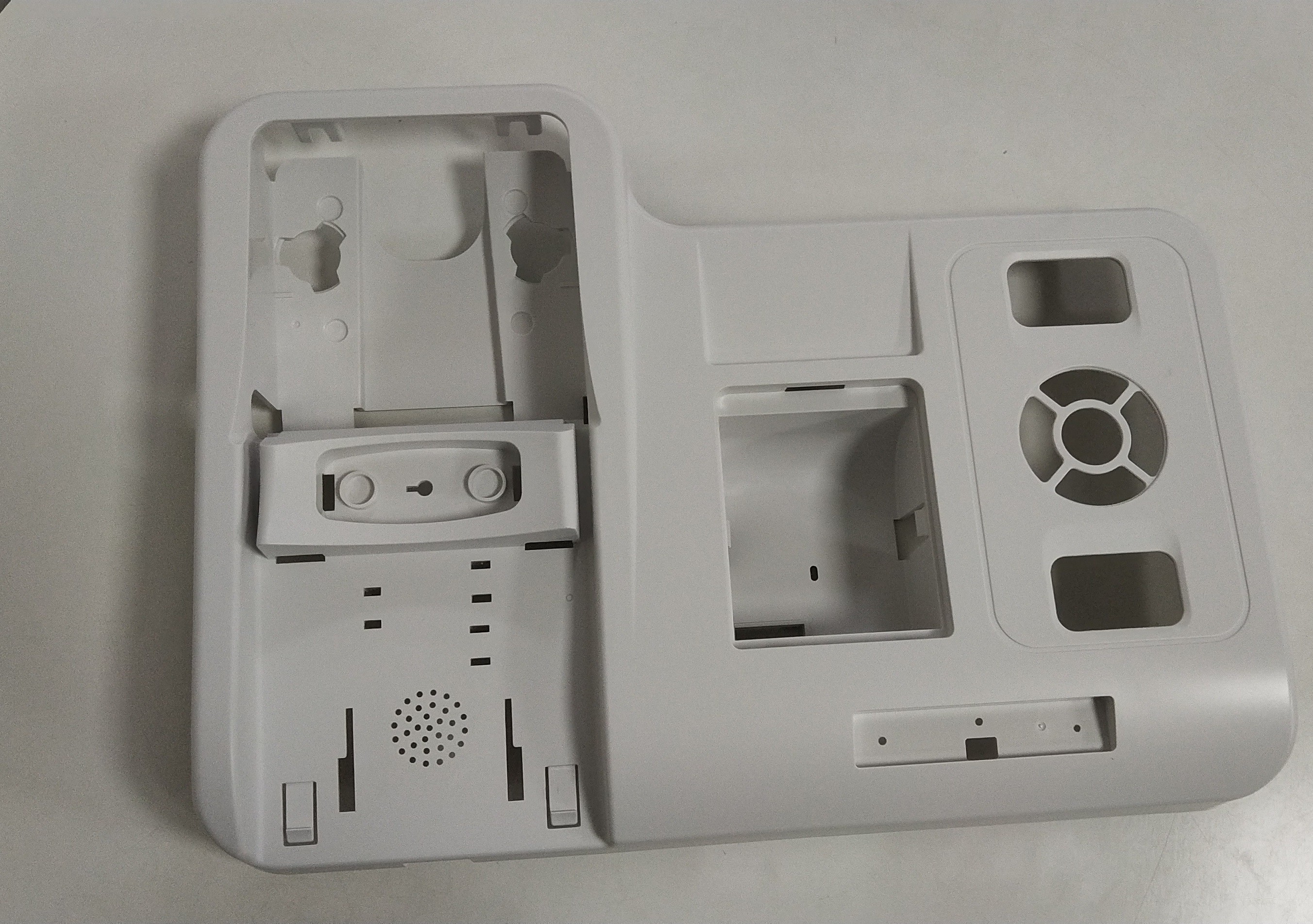 45HRC Plastic Injection Molding Medical Parts Plastic Casing Of Medical Oxygen Apparatus