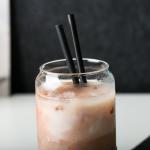 Reusable Borosilicate Glass Tumbler With Straws , Stain Free Glass Cappuccino
