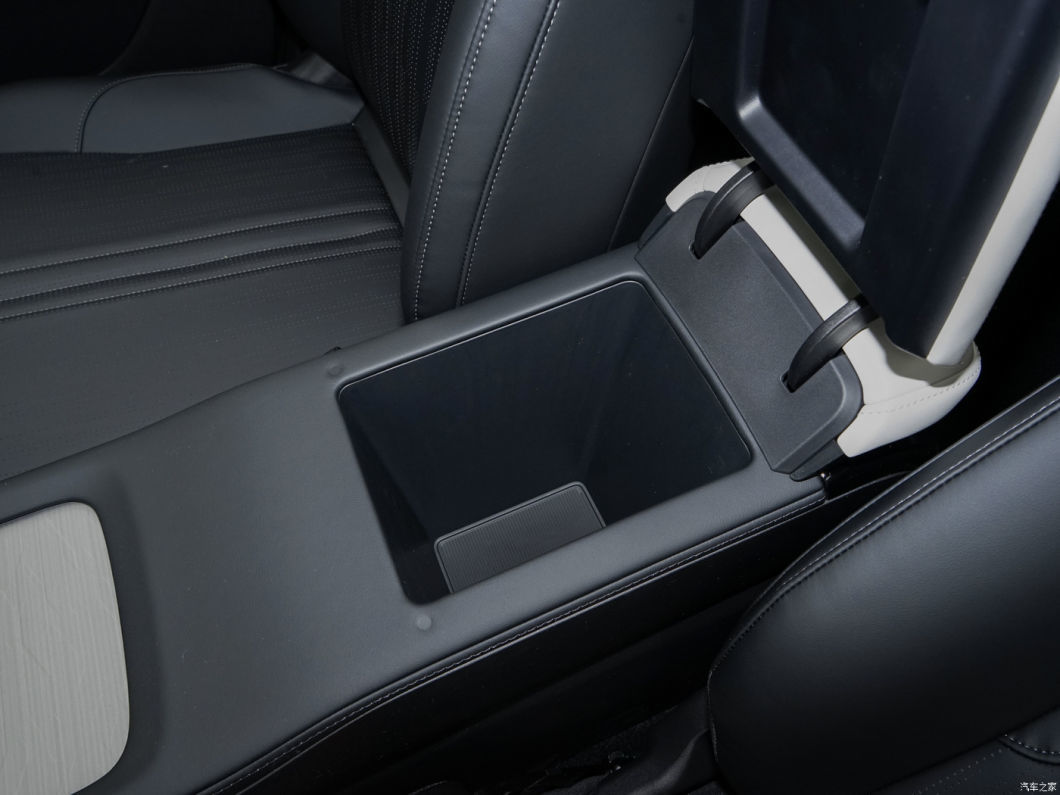 Geely Galaxy L7 Plug-in Hybrid Electric SUV 5-Door 5-Seater New Energy Vehicle